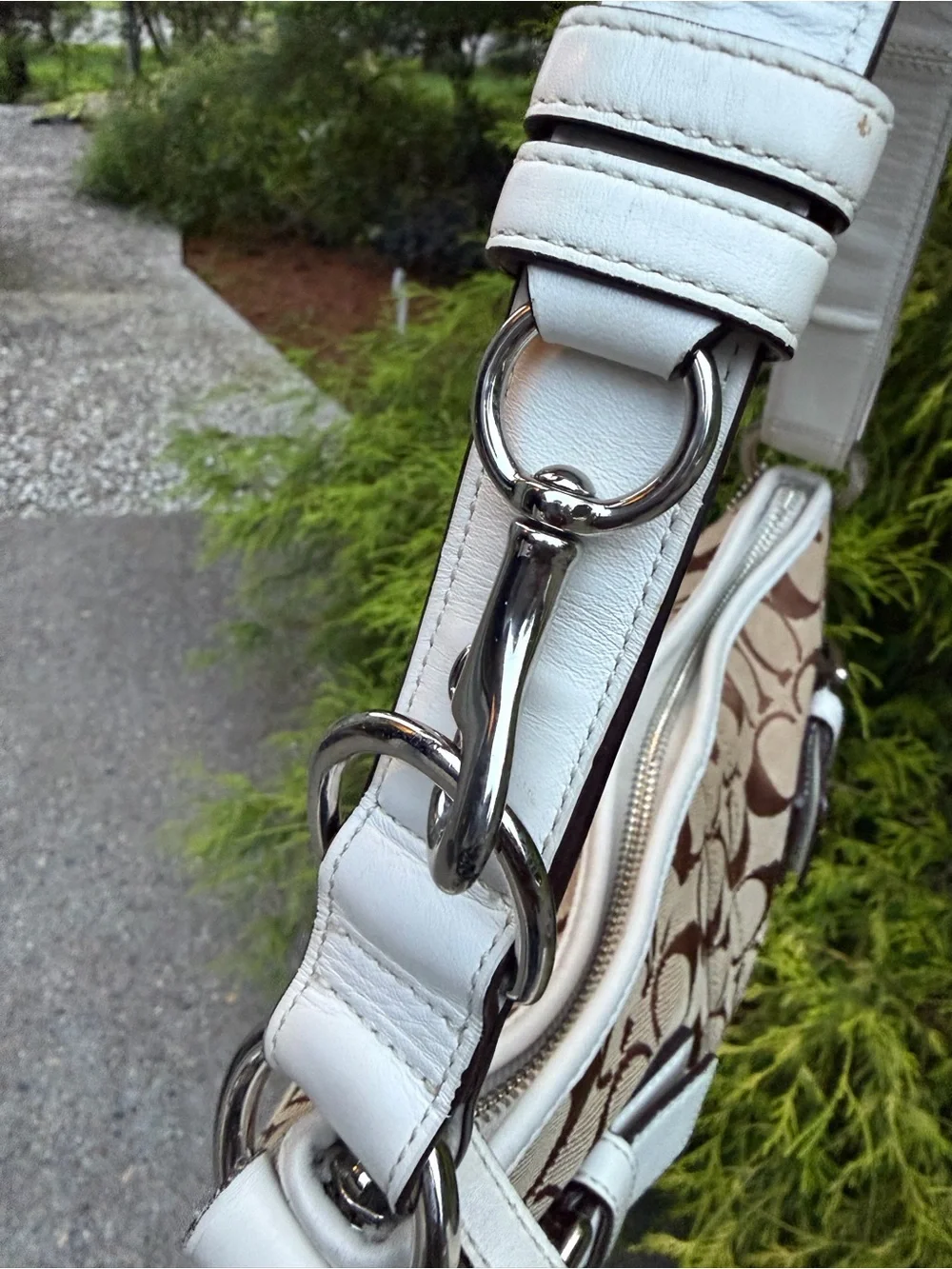 Coach Signature Buckle Shoulder Bag White Leather Trim & Canvas Hobo Y2K